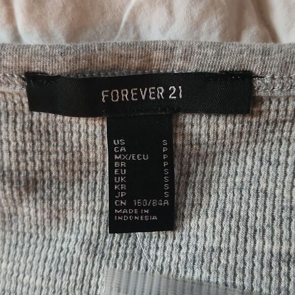 NEW Forever 21 Waffle Crop Top - Picture 2 of 5